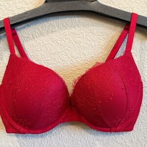Victoria's Secret Vibrant Red Lace Bra